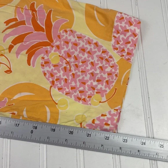 Lilly Pulitzer pineapple print cotton cropped pants yellow & pink 6 - Picture 8 of 11